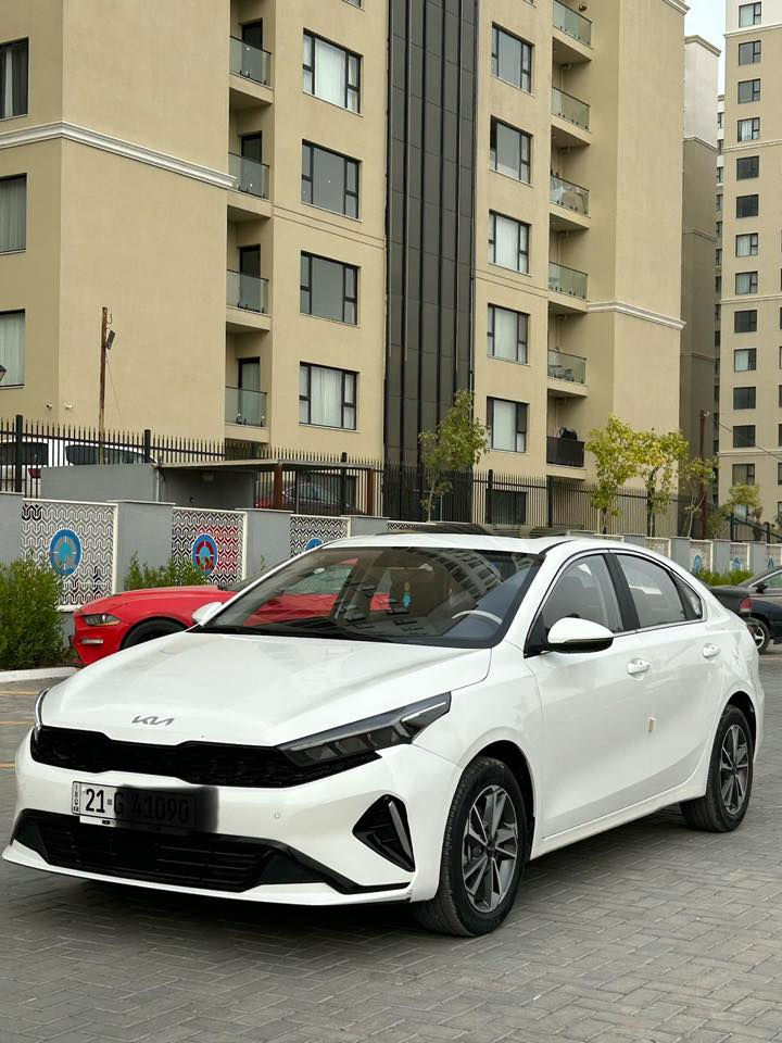 السلام عليكم للبيع k3  موديل  2025 السياره في حاله الوكالة ماشيه 10الف فقط فول موصفات كفاله عامه من الشخط والرصعه السيارة تحكمات وجلد و    شاشه وانضمه قياده ومحرك 1500 هندبريك دكمه  بصمه وفتحه انضمه ترحيب مري شفط وباقي الموصفات المعروفه رقمها شمالي بسمي أي تحويل حاضر مكان بغداد حي العامل رقم الهاتف *********** السعر149$
