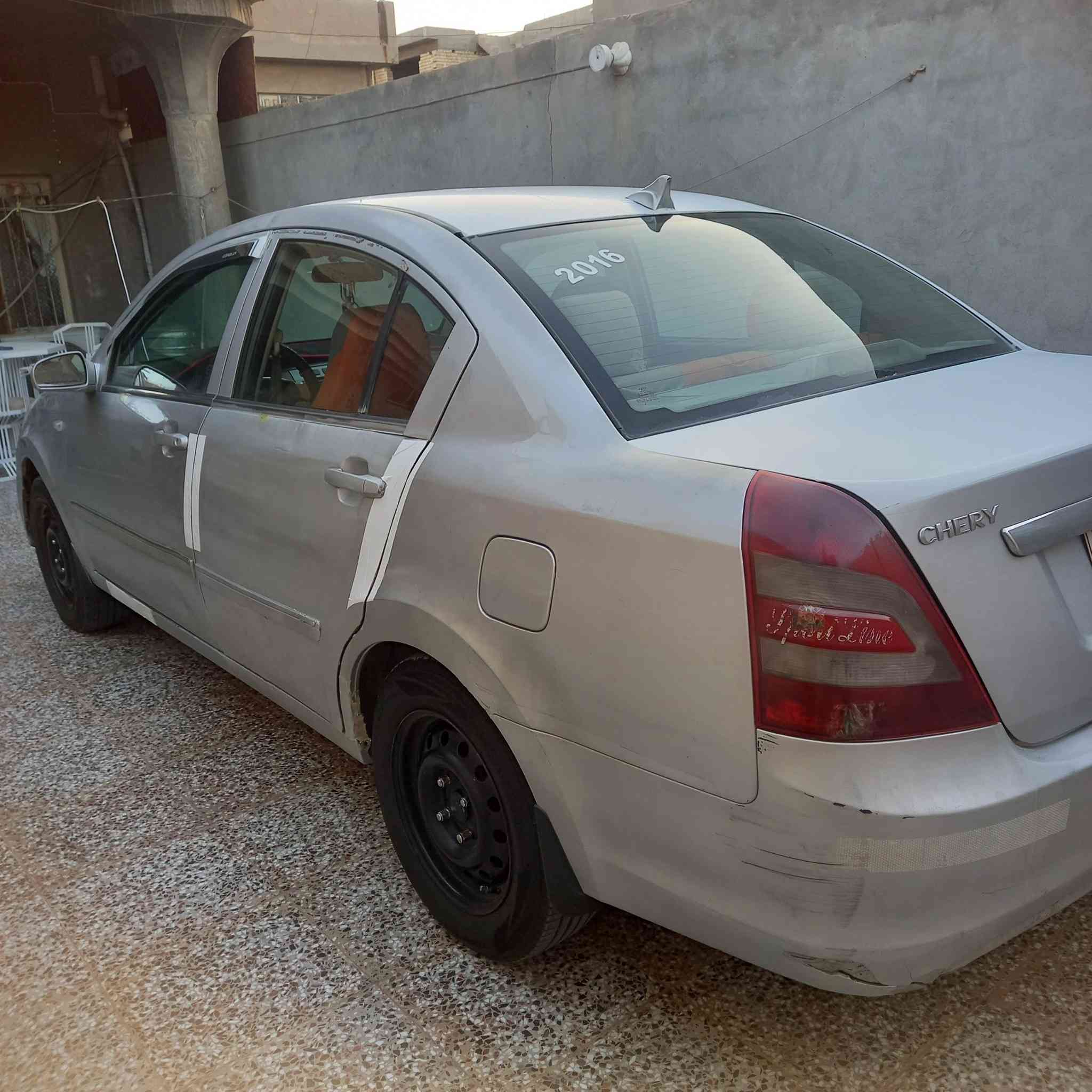 السلام عليكم،شيريA5
موديل 2013 كيرعادي مكانات صبغ بيهة كير مكينة خير من الله تخم تاير جديد رقم ديالى سنوية لل28 سنترلوك تقفيل جام جنطة كهربائيات كلة شغالة بيهة ملاحظات بسيطة السعر30 وبيهة مجال للاستفسار 
***********
مكان السيار صويرة
