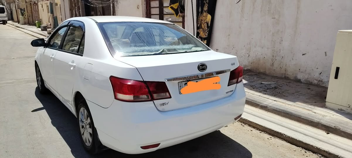 السلام عليكم
سياره Byd للبيع موديل 2014 فول مواصفات فتحه، بصمه، تشغيل عن بعد، رقم اربيل جاهزه من كلشي بيها صبغ بنيد وجاملغ جهة السايق الي صاير بيها الحادث ونص من باب السايق سنويه لحد 2029 السياره احلى من الصور بهواي السعر 40 وبيه مجال قليل للاستفسار الاتصال على الرقم ***********
