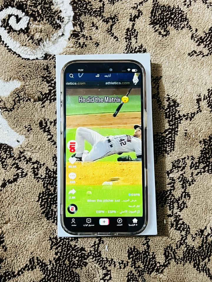 السلام عليكم
موجود17برو ماكس كوبي ماستر عل فحص
ذاكره 1T
صحه البطاريه 100
جهاز يفيد اتصال وتصفح كامل ملحقات جميع اكسسوارات الاصلي ترهم عليه وبيع مستعجل اخذته ب180الله شاهد وصارله عندي 3اشهر 
سعره الحالي 90الف فقط شراي تعال خاص
للاستفسار ***********
واتساب***********@
