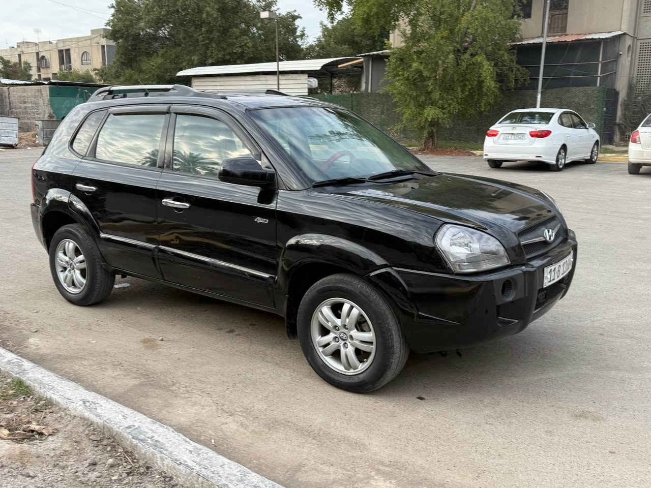 صبغ بنيد  و باب خلفيه بيه طخة ربعه مصبوغه 

اي نقص مابيه  كير محرك صدر امامي خلفي كفاله 

سعر 117 بيه مجال حك الجيه 

❌🅾️🅾️فقط بيع🅾️🅾️❌

مكان بغداد حي الجهاد 

*********** بغداد, العراق
