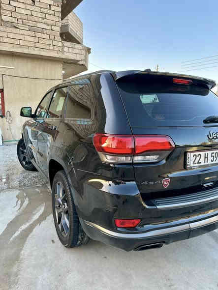 جيب كراند شيروكي فئة ( S ) موديل ٢٠١٩ 
خليجية وكالة ليث العبيدي رقم اربيل الانكليزي الجديد 
السيارة كفالة عامة عدا اربع اصابع بباب الجنطة PDR فقط 
ماشية ١١٥٠٠٠ كيلو قابل للزيادة 
السيارة فول ١/١ مواصفات ال S غنية عن التعريف 
محرك ٦ سلندر ٣.٦ 
كشنات جلد اسود واحمر 
تدفئة كشنات 
بانوراما 
ثلاث انظمة قيادة 
شاشة كبيرة لغة عربية 
كشنات كهرباء مع خزن 
تحكمات ستيرن 
ويل حجم ٢٠ S 
فجوج دسكات رياضية 
باب خلفي كهرباء 
حساس امامي خلفي 
بلوجكتر ولايت زينون بلاد 
حاجب لايت LED 
مري شفط مع اشارة مع نظام نقطة عمياء 
السيارة جاهزة مابيها اي نقص 
مكان السياره بلبصرة 
السعر ٣ دفاتر وبيها مجال قليل للشراي 
لمعرفة اي معلومات اضافية تواصل وياي على رقم التلفون 
***********
