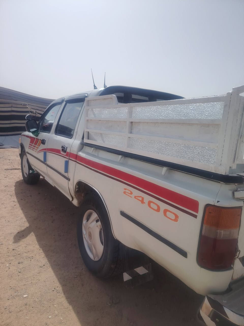 السلام عليكم
سيارة للبيع 

موديل 95  سنويه جديده سيارة بأسمي تحويل مباشر 

رقم مثنى محرك كروسيدة شاصي مكفول كشره نظيفه 

شراي يتصل (***********)
