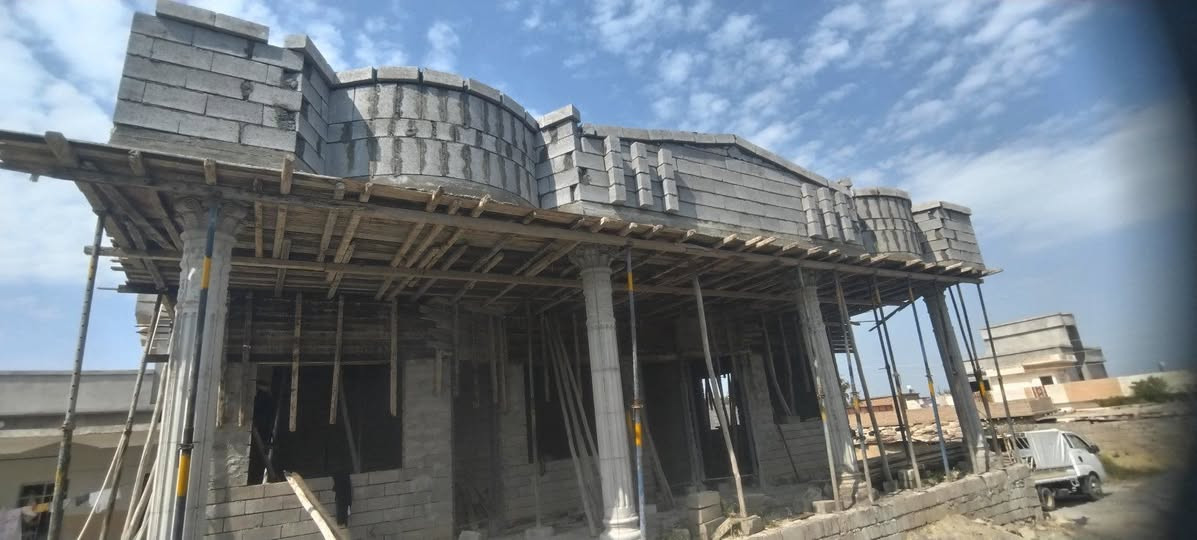 يوجد كادر بناء بل يوميا وبل الف شغل نضيف شرط مهندس ***********
