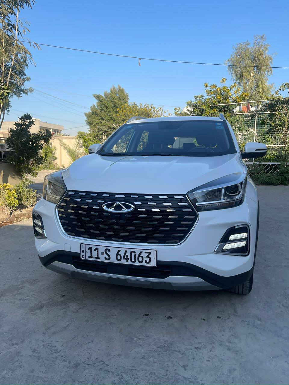 تيكو 4  جديده مكفوله كل السياره فول بصمه فتحه تشغيل عن بعد حساسات تحكمت بصمة أبواب والسيارة كلش جديدة وبعد بيها مواصفات مديل 2022 ماشيا 24 الف رقم بغداد كفاله كل السياره رايدها 110 بيها مجال
***********
