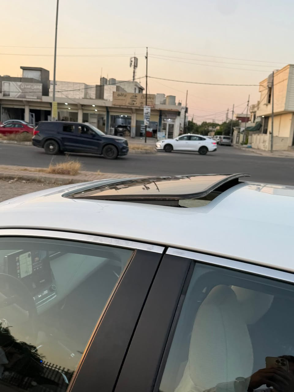 سلام عليكم
كورلا 2023 وارد خليجي للبيع 

صفر شركة جيهان فول مواصفات 

ماشي 64 الف كم

فتحة 

بصمة دخول 

مودات قيادة 

باقي معروف

سيارة بيها ملاحضات ممصلحة بال بنيد و صفحة السايق باب و جامرلغ 

سعر 165$  بيها مجال قليل

مكان سيارة كركوك 

***********
