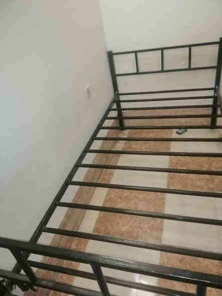 اغراض منزل مستعملة للبيع المستعجل 
للتواصل ***********
