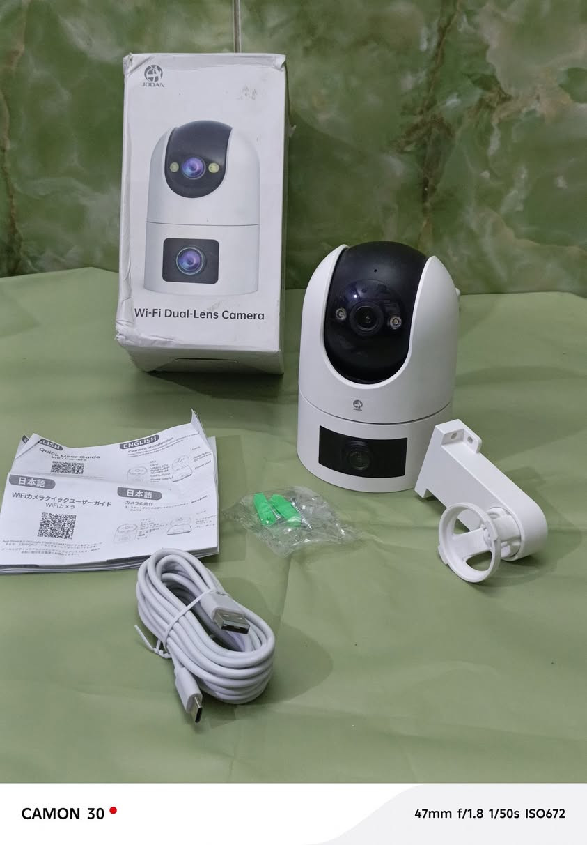 كاميرا جديده مال امازون سعر مع التوصيل 30  ***********
