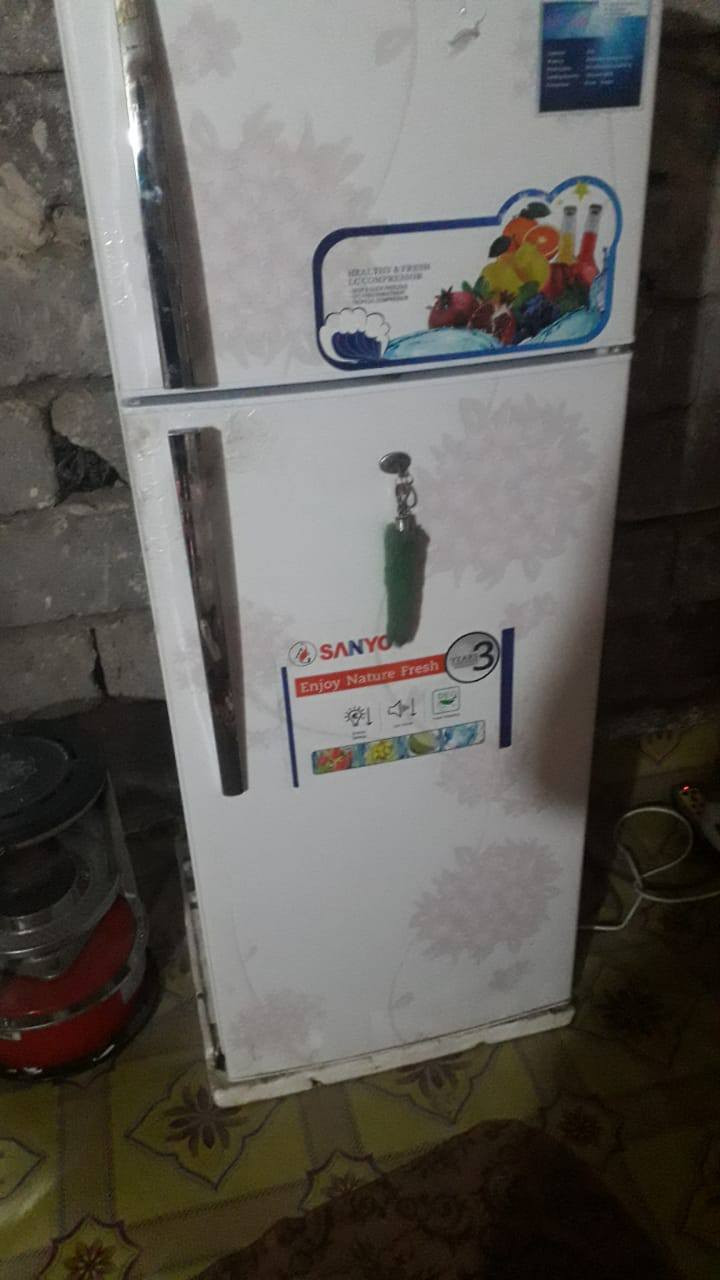 سلام عليكم ثلاجه البيع مكلف بنشر
هذه رقم صاحب الثلاجه ‏‪***********‬‏
