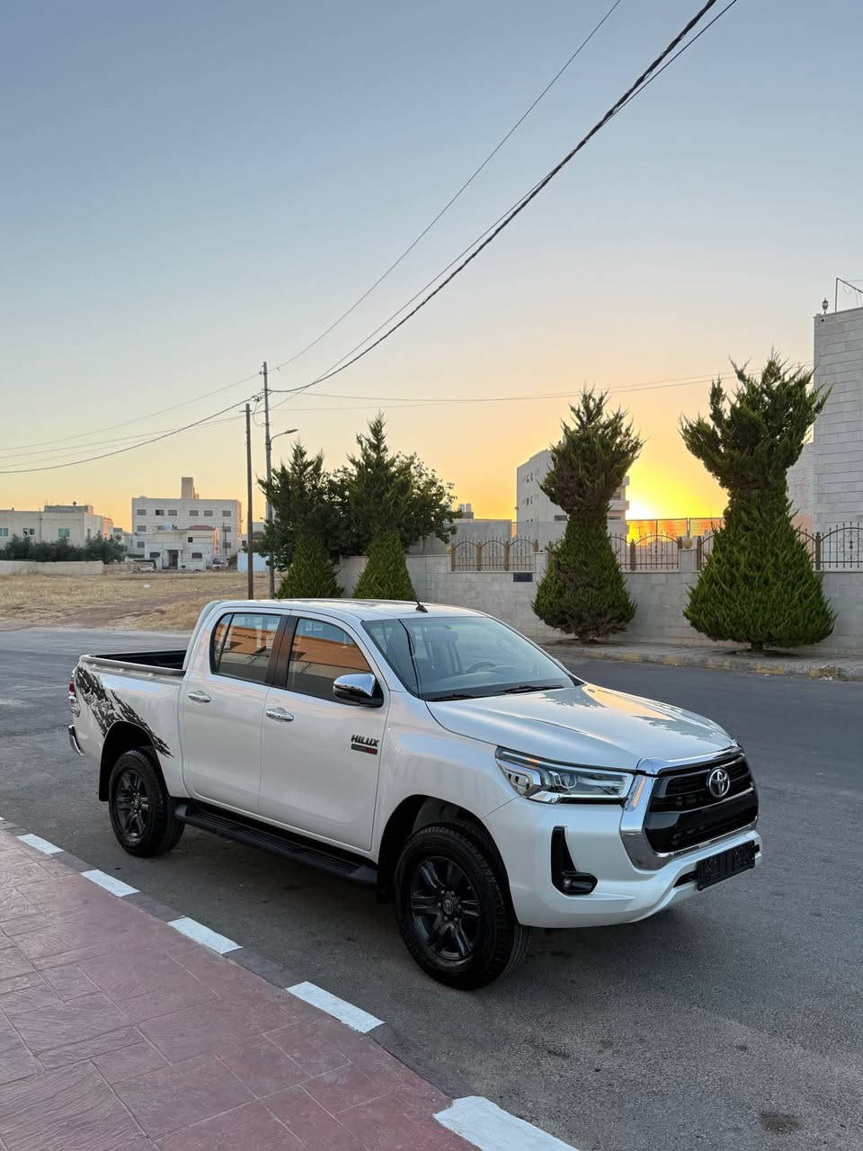 تويوتا هايلكس 2022 4X4 وارد المركزية
مالك اول من الشركة
فل كامل ( جير اتوماتيك ) 
فحص كامل كرت ابيض 
دهان الشركة ولا حبة دهان 
ترخيص سنة كاملة 
4 فردات كوشوك يوكوهاما جداد 
البكب بحالة الوكالة 
الله يبارك لصاحب النصيب 
ت : 0795689897 ابراهيم الطويل عمان, محافظة عمان


**إذا كنت صاحب هذا الإعلان وتريد حذفه لأي سبب، رجاءا أرسل رسالة إلى الدعم الفني**
