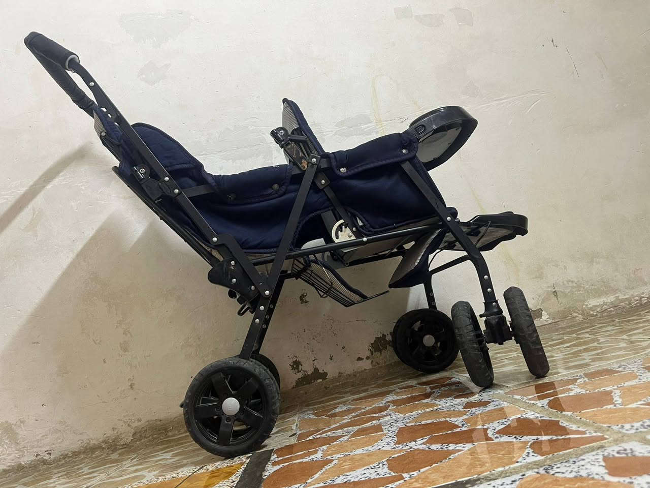 عربانه توام نفرين جديده استخدام كلش قليل  السعر 65. مكانها النجف ناحيه الحريه


**إذا كنت صاحب هذا الإعلان وتريد حذفه لأي سبب، رجاءا أرسل رسالة إلى الدعم الفني**
