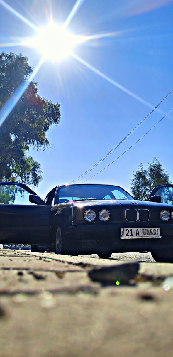 السياره 535 المكينه 525 كبس شرط لا بخار ولا صرف كير عادي السياره موديل 90 سنويه لحد 2029 بطاقه بنزين موجود اربع جام كهرباء كهربائيه كله شغال  تايرات جديد التدفئه شغال تبريد فقط كومبريسر السياره خير من الله مابيها نقص (فقط تحويل) والسعر52 $ للاستفسار *********** مكان السياره كركوك كركوك, العراق
