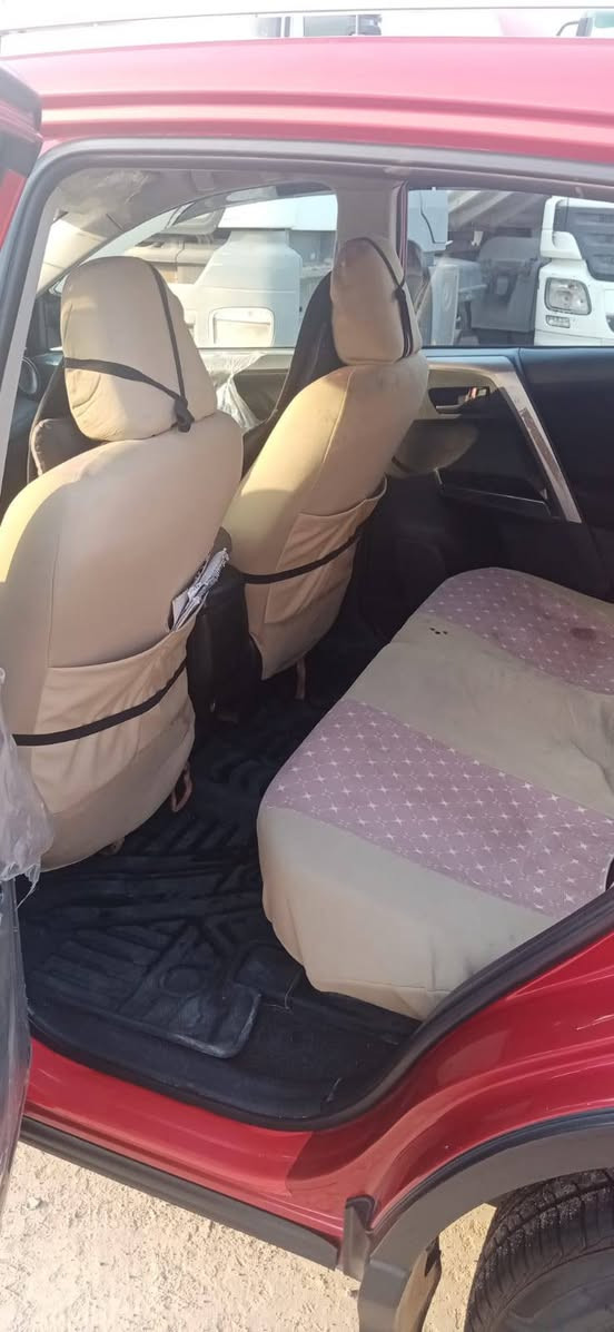 تويوتا راف فور موديل ٢٠١٧ محرك ٢٥٠٠ وارد امريكي الضرر الدعامية ما واصل للبرانكيت البنيد مصبوغ جمالية والمدكر وحادث في العراق الباب الخلف السائق ومصبوغ النقص فقط التبريد مكان السيارة البصرة ابي الخصيب السعر ١٦٠
***********
***********
