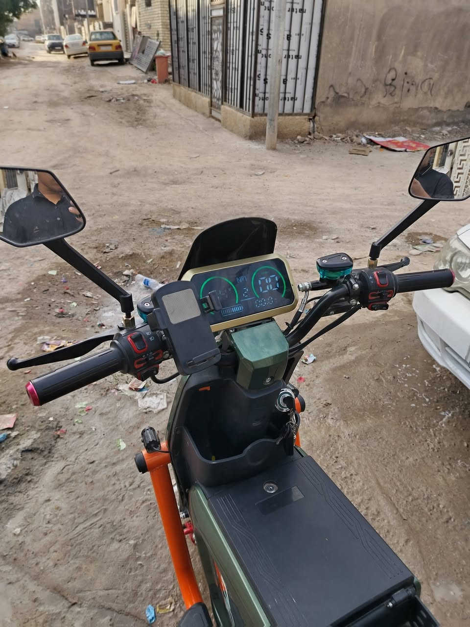 سلام عليكم دراجة x900 اخت الجديدة ستعمال اقل شهرين  سرعة 111 5 باتري ملف ١٢٠٠  بريكات دهن بصمة  تشغيل وبصمات ٢ وسويجات ٢ مانع سرقة تشغيل عن بعد وبعد معروفة لمواصفات  بيهة لكفر لمامي اني مبدلة طخيت دراجة ونفطر  وبدلتة ولباقي مكفول من كلشي  وكلشي شغال  لسلة موجودة اني مشادهة  سعر ٤٥٠  الف وبيهة مجال قليل لمكان البياع  تقاطع درويش المعالف  ***********
