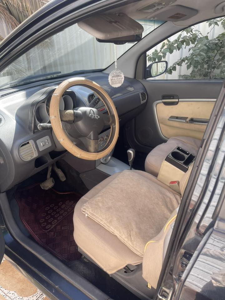 شيريA1موديل 2010 رقم انكليزي نظيفه جدا تبريد شغال الكاظميه السعر 29 الاتصال***********
