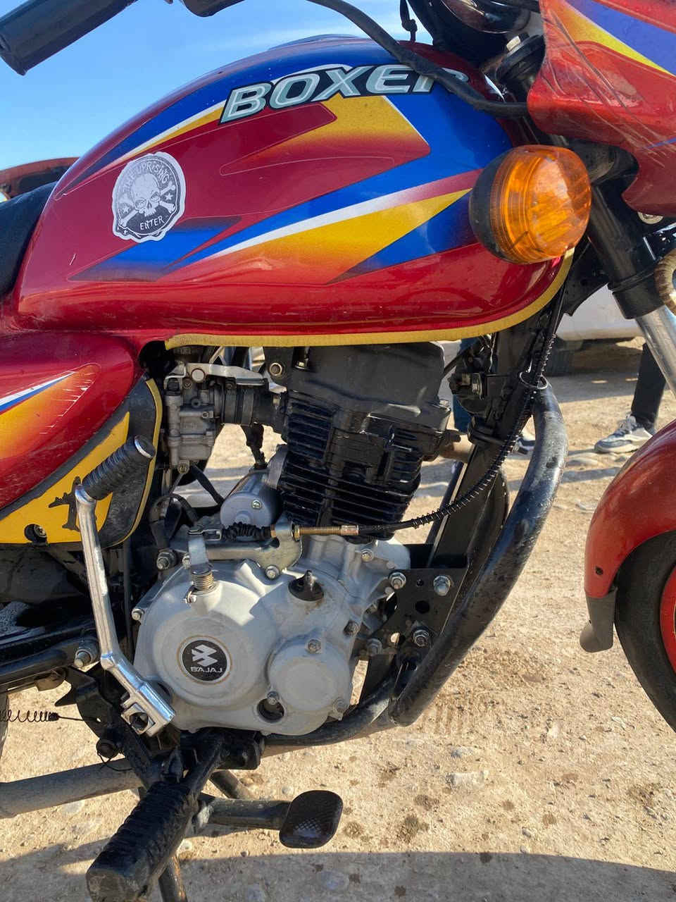 سلام عليكم بوكسر عشرين   نضيفه كلش مرقمه باسمي للستفسار ***********
