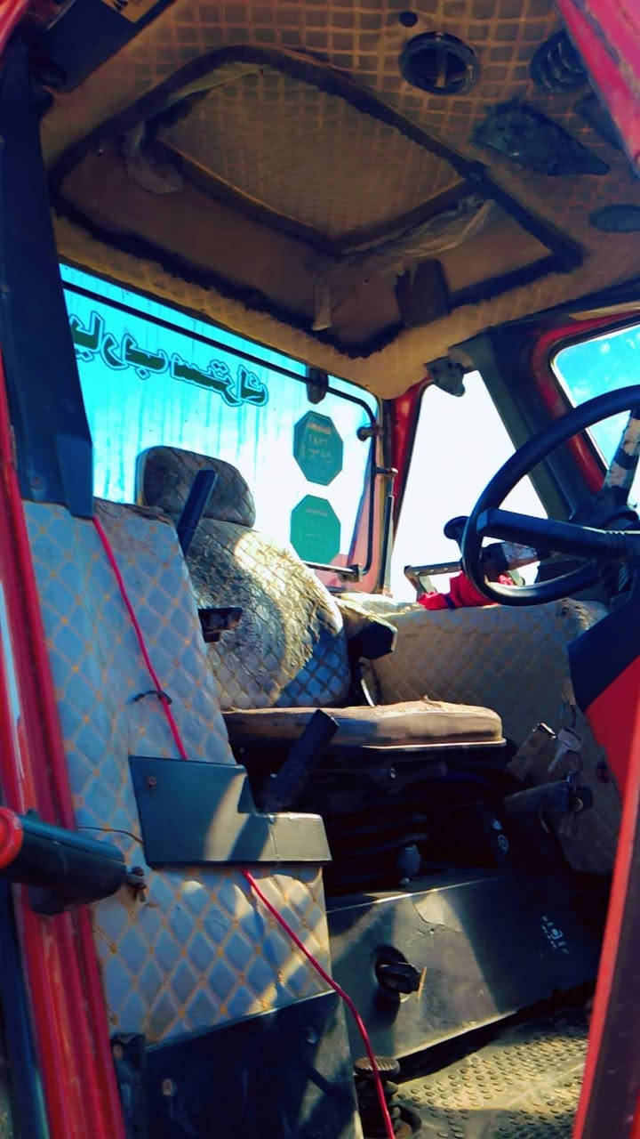 سلام عليكم فيات 140فول مواصفات فول عادي اكسل بارز مكفوله كفاله عامه كير اكسل محرك مكان ميسان كميت 
***********
