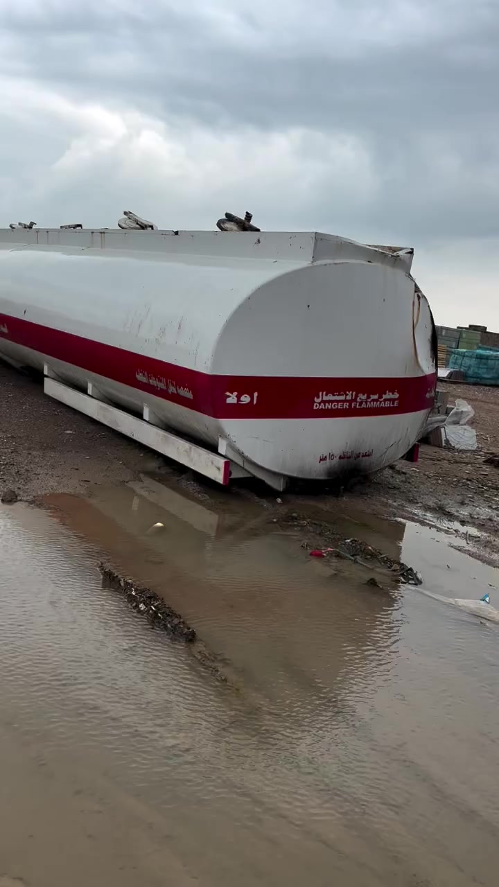 للبيع تانكي شكور 3600 بدون زرف وخيسان العنوان موصل برطله  *********** كورك. ***********
