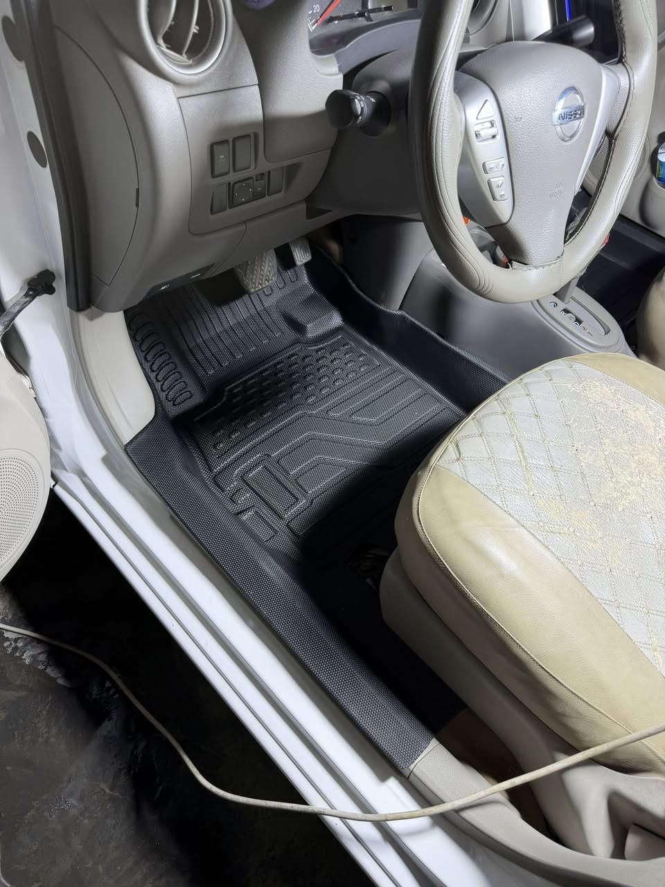 السلام عليكم 
تم توفير ارضيات كاعيات نيسان سني ٢٠١٤-٢٠٢٥ 
ربل ثخين تغطي الدوسات 
تجي ٣ قطع 
للحجز مراسله الصفحه


**إذا كنت صاحب هذا الإعلان وتريد حذفه لأي سبب، رجاءا أرسل رسالة إلى الدعم الفني**