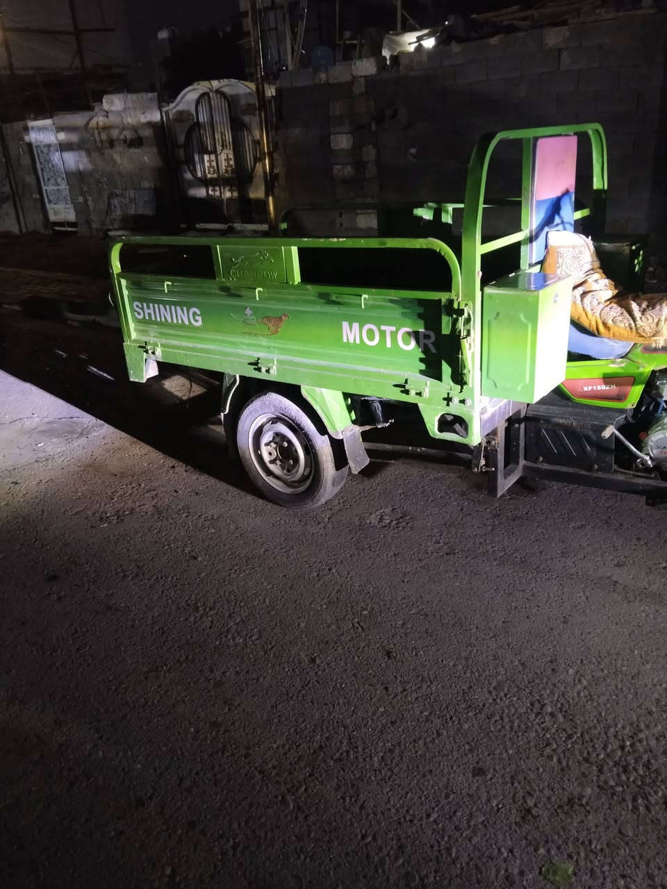 ستوته لبيع مديل 2022 بيه محرك 25 ستوته نضيفه سعر مليون ونص مكاني بغداد المين الثانيه رقم الهاتف ***********
