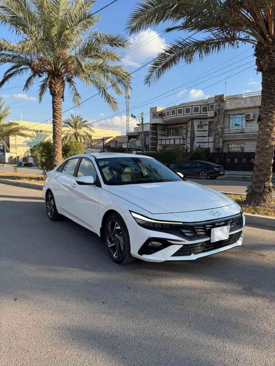 النترا موديل ٢٠٢٤
كوري اصلي مكينه ٢٠٠٠
كفالة عامة السيارة 
السياره على وضع الشركه ماشيه ٥٨ الف حقيقي استخدام شخص واحد ثاني يوم احولك 
السياره فول ١/١ ام الرادار 
 بصمه سلايد روف 
لايت LED
بك لايت LED
 مري شفط 
كامره خلفيه دوارة
 قطعتين تبريد
 شاحن لا سلكي
اشاير ترحيب وبعد هواي مواصفات السياره 
مكانها بغداد السياره
السعر 18,800$ بيها مجال 
رقم الهاتف ***********
