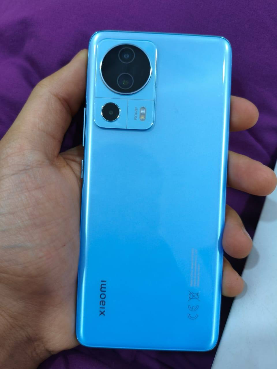 سلام عليكم
شاومي13 لايت 
256
نضيف ما مفتوح ولا داخل صيانه بطاريته قويه
شحن سريع67واط غراضه كامله 
سعر325 وبي مجال 
***********
