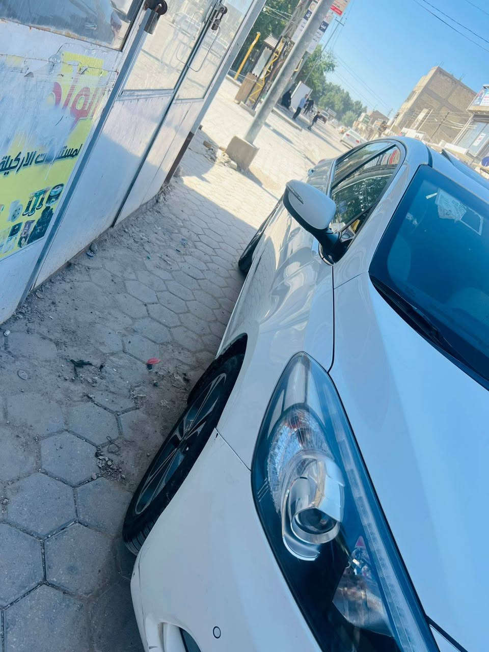 سلام عليكم سيراتو ١٤ مكفوله تخم تاير استوني شاده حداديه كامله ***********
