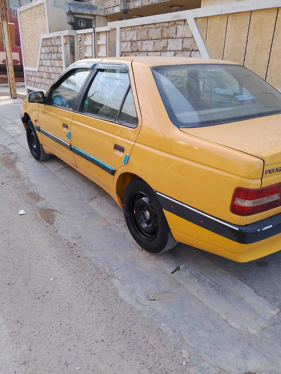 السلام عليكم بيجو لميس 2015 سياره كفاله عامه ما عده طخه بل جاملغ الخلفي الي وره السايق  والباقي مكفول كير مكينه حداديه تخم تاير داخل بل جيس مراوس فقط طيبه ساينه 
العنوان بغداد الشعله


**إذا كنت صاحب هذا الإعلان وتريد حذفه لأي سبب، رجاءا أرسل رسالة إلى الدعم الفني**