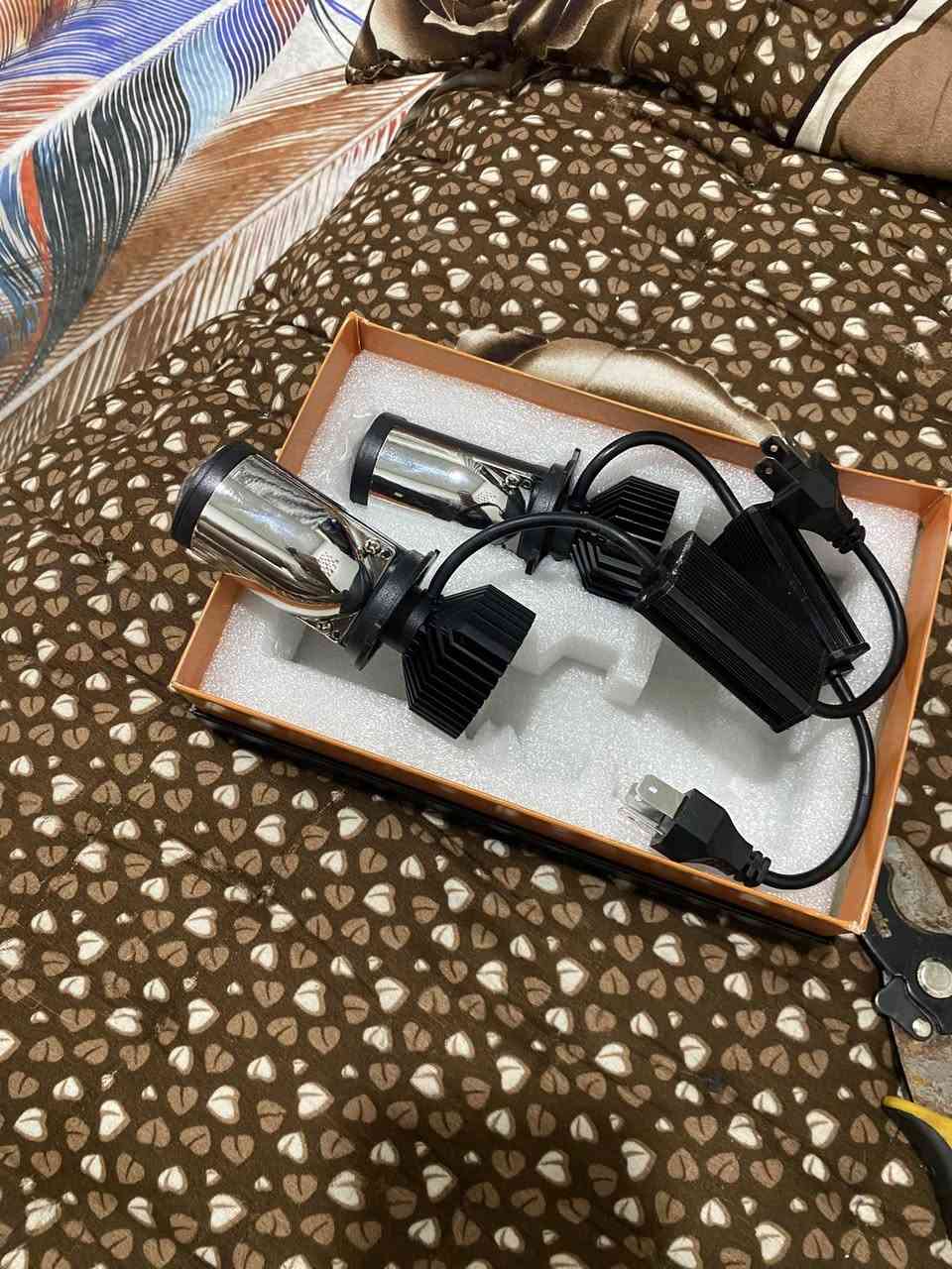 عدسات عالي ناصي ثلجي اناره  ناصي محدده كلش قوي بيهة خط ازرق قياس h4 نوعيه مرتبه سعر 40 الف يوجد توصيل


**إذا كنت صاحب هذا الإعلان وتريد حذفه لأي سبب، رجاءا أرسل رسالة إلى الدعم الفني**