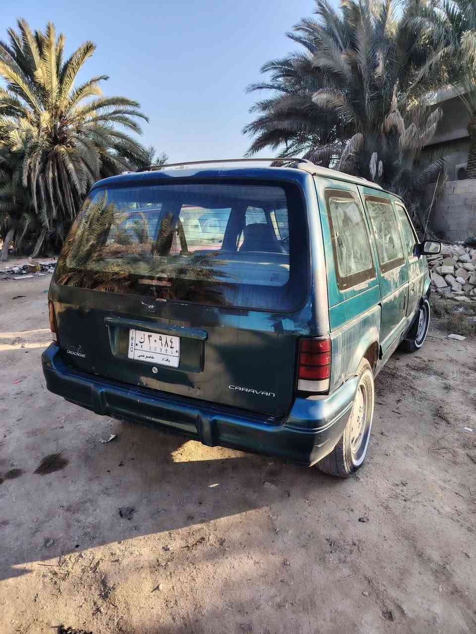 اعيد النشر دوج كلايزر ١٩٩٥ بغداد بلاديه محرك سته سلندر كير كهربائي السياره على وضع الشركه حتى السبير حجم 15 الرفيع تخم تاير جدد ويل كب شاشه كامره دواره شغاله سماعات اصليه اربع سماعات كشنات نظيفه بس التبريد كمبريسر فقط بيها جراد بلقماره فقط السياره موجوده بلحله السياره بتره وسعرها مناسب 35 م ***********
