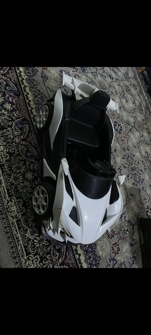 السلام عليكم سياره تشتغل  وريمونت بيها بس متمشي سريع 50 الف عنوان دوره ابو دشير 
***********
