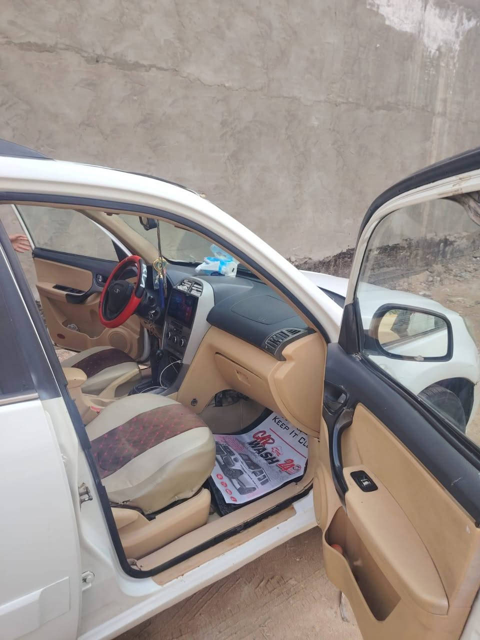 سلام عليكم سياره تيكو 2012 محور مكينه وكير ياباني سياره جاهزه تبريد شغال مكينه جديده سعر 55وبيهه مجال قليل تصال *********** /***********
