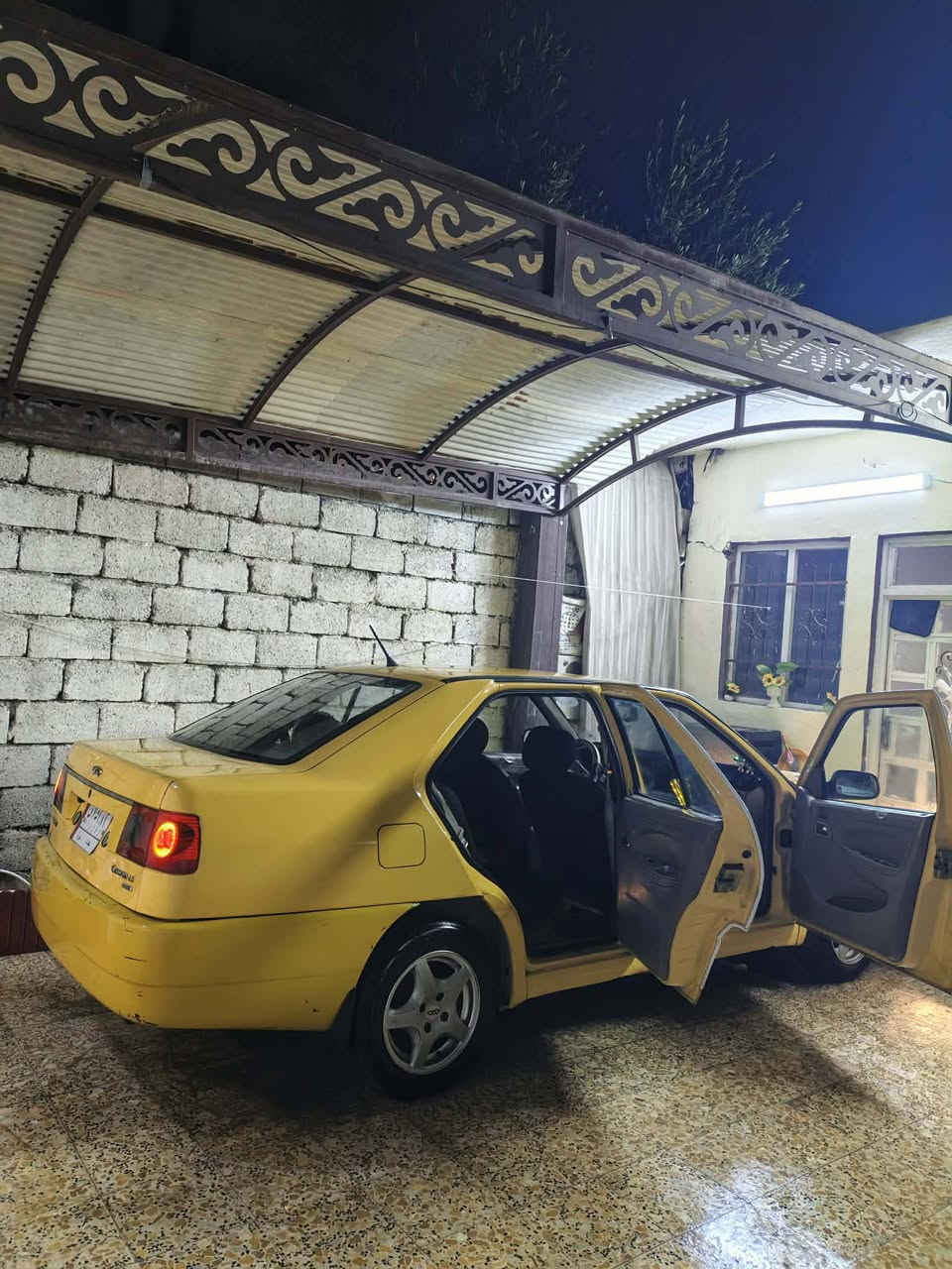 سلام وعليكم كوين شيري للبيع 2010 رقم بغداد تدفئه شغله مكينه كير شرط شاشه كاميره كمله السعر 25 وبيه مجال بسيط لاستفسار ***********
