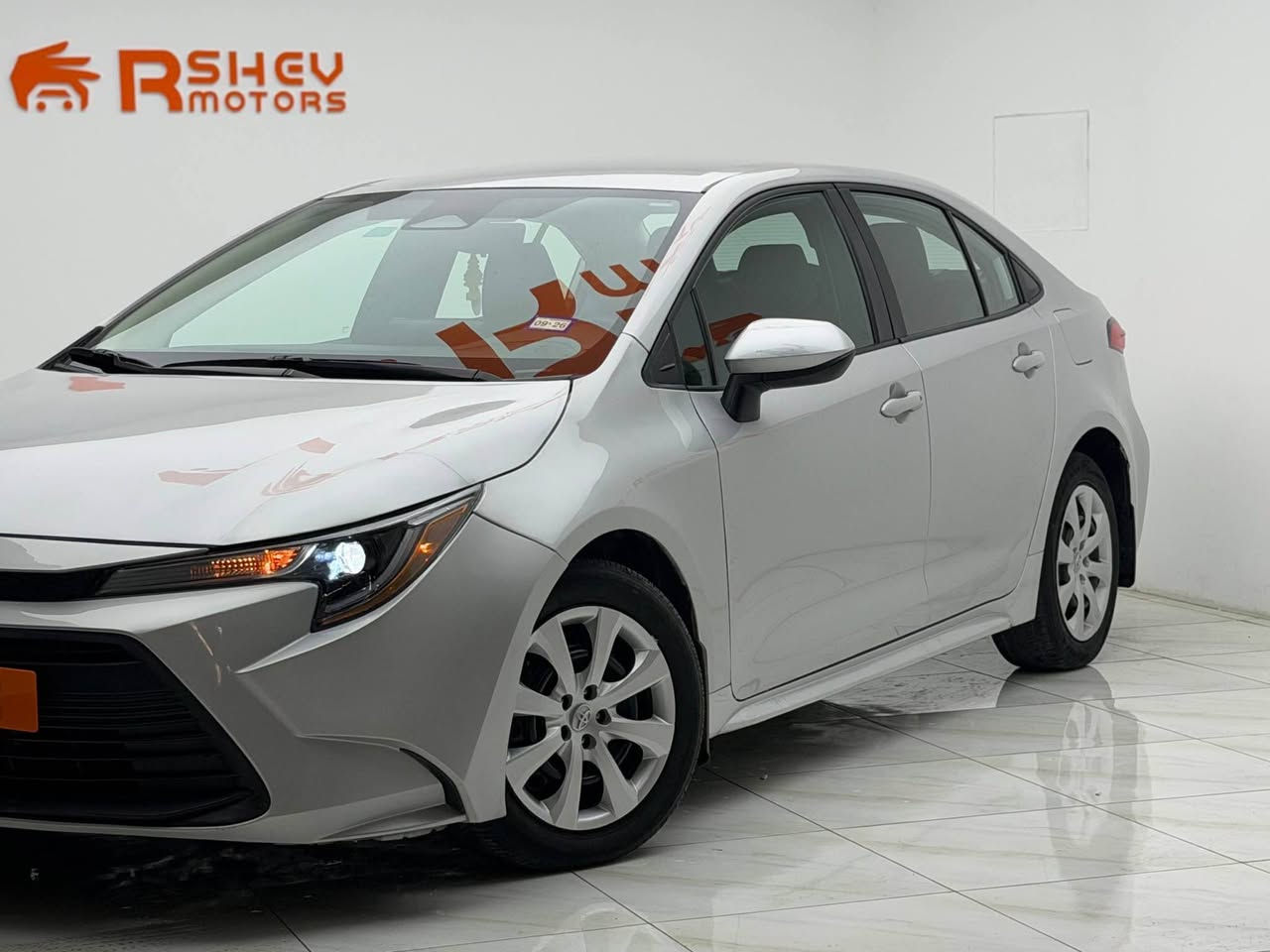 Toyota Corolla 2024
تويوتا كورلا ٢٠٢٤
مواصفات LE

مكينة ٤سلندر حجم ٢.٠لتر تنفس طبيعي
ماشية 18,000 ميل فقط و ب حالة فوق الممتازة

ضرر السيارة نفس جاملغ الشركة معدل و صبغ و حافة البنيد  
طبعاً الحادث كلش كلش خفيف اكيد بدون دواخل و ايرباكات شرط

رقم الشاصي مع الصور
رقم كاتي تترقم شمالي

مكفولة من كير و محرك و كهربائيات

و ب سعر(152$) ورقة و بيها مجال للطيبين

مكان السيارة

دهوك -معرض ارشف R-Shev
رقم51 من معارض التيرمينال 

***********
*********** دهوك, العراق
