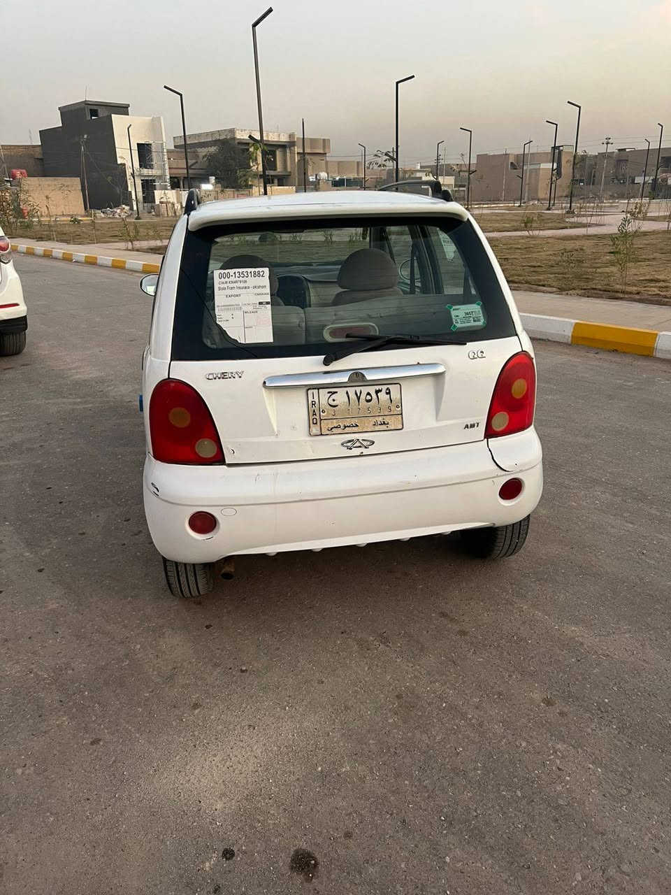 السلام عليكم
كيو كيو٢٠١١ أبيض رقم بغداد خصوصي 
مكفول كير ومكينه
  نضيفه  ملاحظات بسيطه 
السعر ٢٧ ورقة مكان واسط الصويره 
الخاص مغلق 
للاستفسار موجود واتساب ***********
