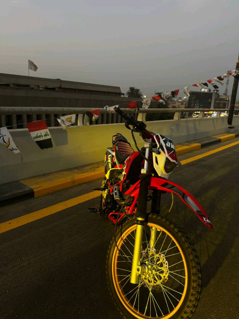 دراجه قفاز كواير موديل 2025 ماشيه 6 الاف حقيقي دراجه بلد مكفوله كفاله عامه اي نقص مابيه 