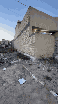 مشتمل مساحه١٠٠ممنطقه الألف ع ساحه مباشر
مطلوب ٤١مليرن تسديد بشهر٢٢٠ الف بناء حديث مقدمه٣٥ بيها مجال

***********

***********
