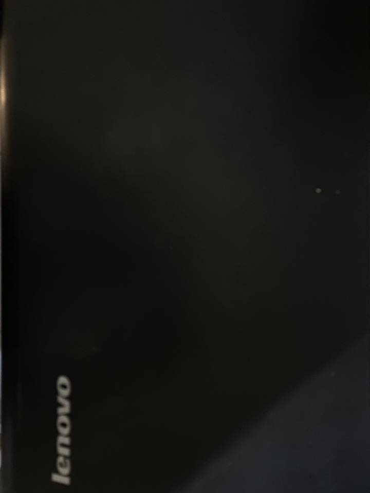 السلام عليكم لابتوب للبيع
الشركة المصنعة: Lenovo (لينوفو)
• الموديل: Lenovo 20238
• المعالج (CPU): Intel Core i7-4700MQ بسرعة ترجّد بـ 2.40GHz (يحتوي على 8 نوى/مسارات لـ CPUs)
• الذاكرة العشوائية (RAM): بحجم 6 جيجابايت (6144MB RAM)
• ذاكرة التخزين (الهارد): بسعة إجمالية 1 تيرابايت (1000 جيجابايت HDD) مقسمة كالتالي:
• قرص :C بحجم 244 GB
• قرص 😀 بحجم 244 GB
• قرص :E بحجم 244 GB
• قرص :F بحجم 199 GB
• كرت الشاشة (Graphics): مزدوج (Dual Graphics):
1. كرت داخلي مدمج: Intel HD Graphics 4600
2. كرت منفصل مساعد: AMD Radeon Graphics
• نظام التشغيل: Windows 10 Pro بنظام 64-بت (الإصدار 19044)
مع كافه ملحقات 
***********
