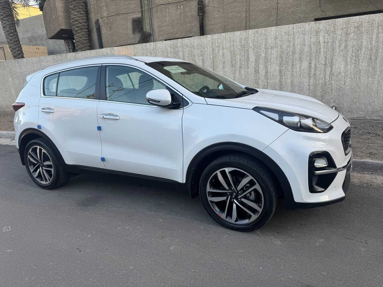 كيا سبورتج 2020 رقم بغداد الانكليزي السنوية بأسمي مكفولة من الصبغ والبارد عداد 45 الف كم بحالة جيدة جدا محرك 2000 دوش بصمة تشغيل عن بعد تبريد بيانو كامرة شاشة اصلية اريل نفكيشن نظام الملاحة GPS حساس امامي خلفي الداخل حمصي يدات لد ترحيب 3 أنظمة للقيادة المري شفط 5 ويل كب بصمة عدد 2 تبريد قطعتين مكاني المنصور او علي الصالح السعر 21200$ ***********
