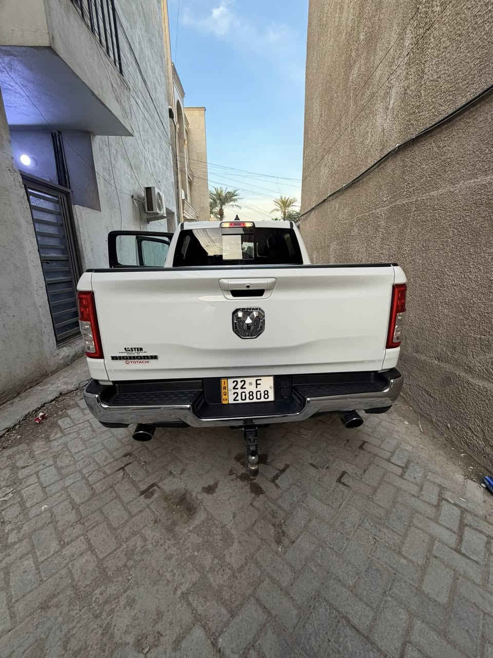 دوم رام للبيع 1500 بك هورن موديل 2021
باب طويل بدي قصير المرغوب

ماشيه ٩٣ الف

مواصفات ال بك هورن معروفه

السعر /270 ورقه 

للاستفسار على الرقم /***********
