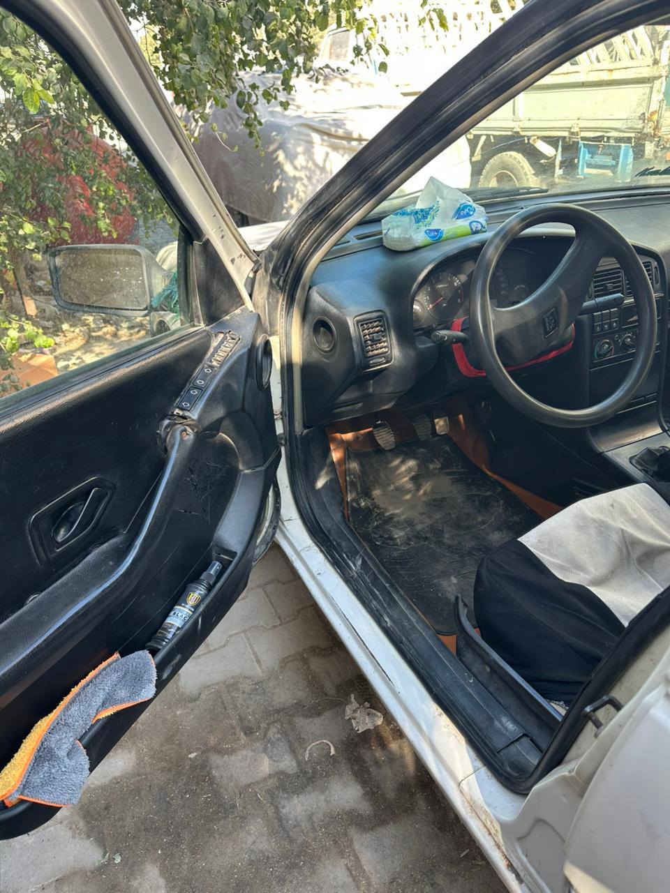 السلام عليكم من رخصت صاحب الكروب بيجو 405 لبيع مكينه كير تبريد خيرمن الله منضومه غازسنويه 28شرط تحويل السعر27 مكاني بصره الجزائز ***********
