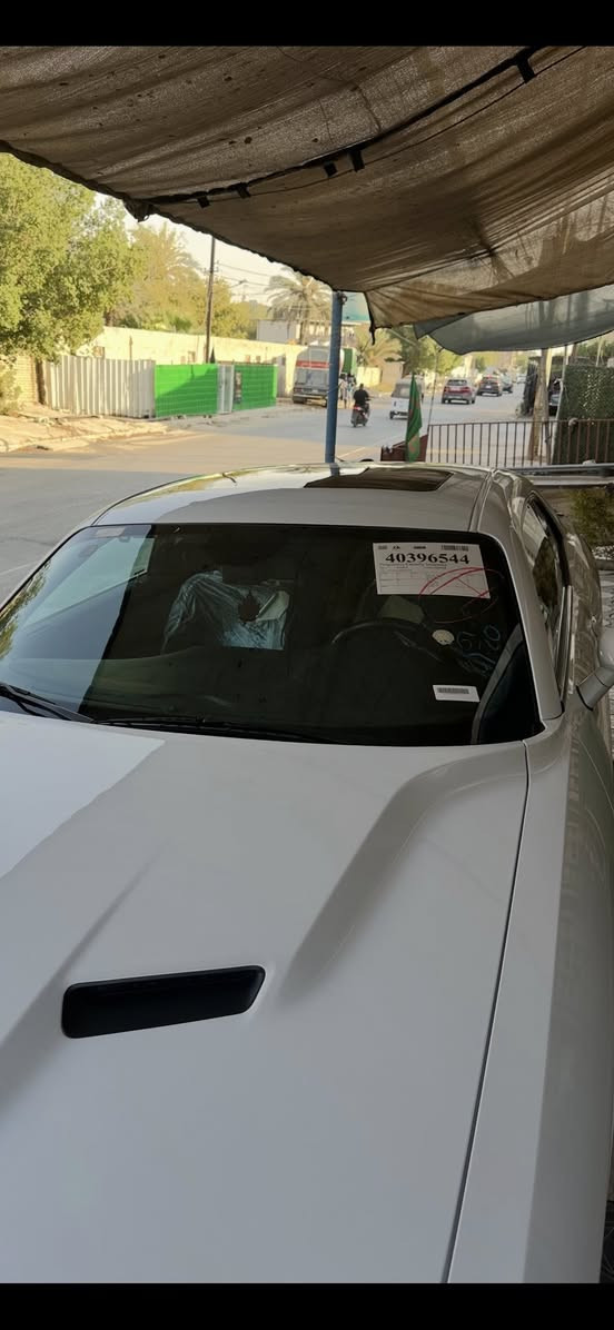 السلام عليكم جالنجر ٢٠٢٣ الاصدار الاخير لون ابيض حادثها بسيط بالجاملغ الخلفي تصليح بارد بدون صبغ وبدون ايرباك سيارة جديدة ونظيفة من كل النواحي
سماعة Alpin
سلايد ماشية ١٨ الف  رقم السيارة مميز للاستفسار الاتصال ***********
