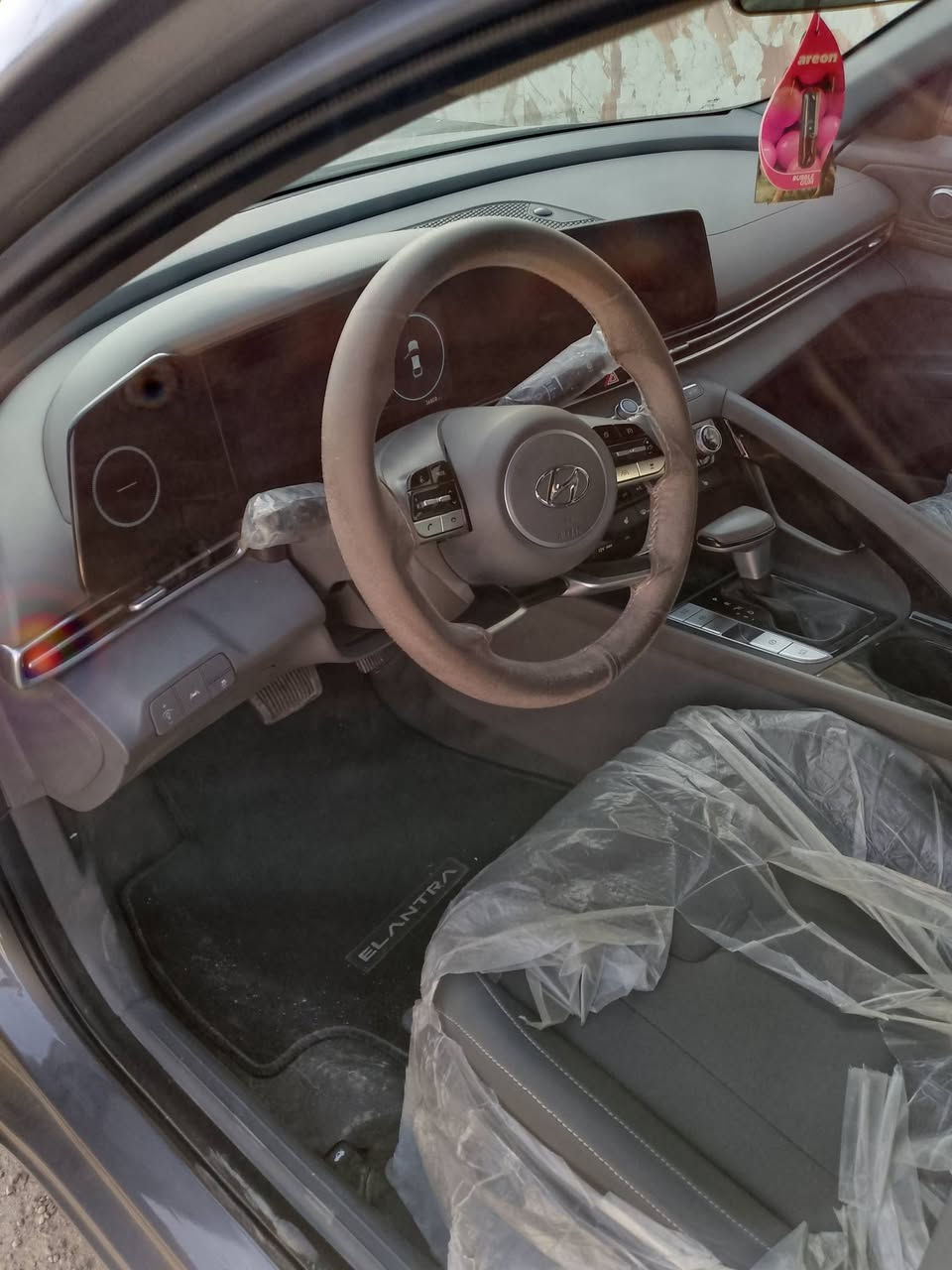 السلام عليكم
النترا 23معوقين سياره جاهزه ونضيفه وفول موصفات ضربتها جاملغ امامي فقط العنوان ذي قار مركز السعر 150 بيها مجال وانه خادم للطيبين وهذا رقمي ***********
