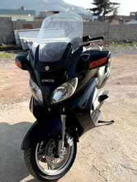 سكاي ويف 650 • مشي ١٨٠٠٠ • ڕانیە