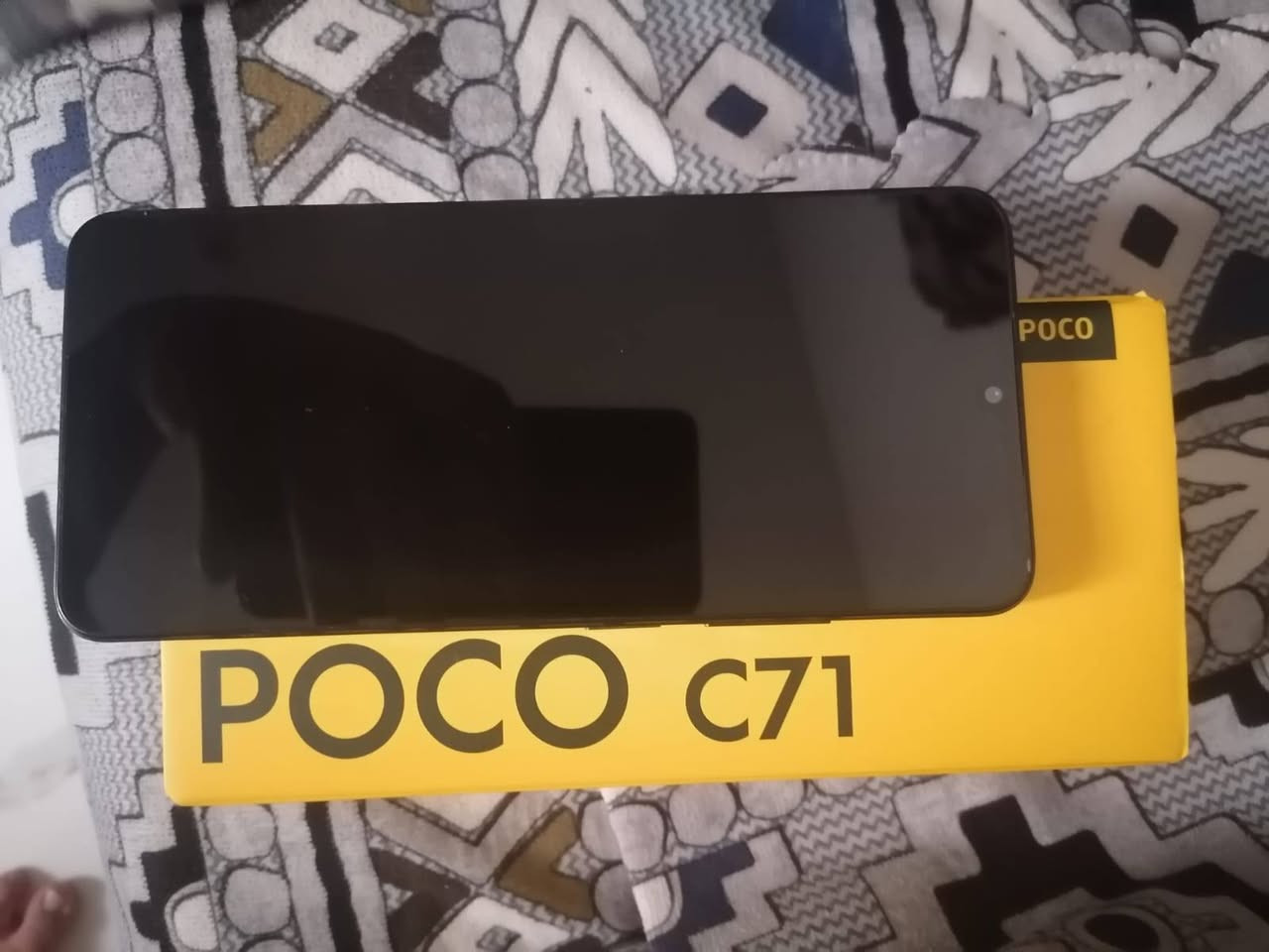 سلام عليكم تلفون   poco
C71اخو جديد شاشه اربعه اج ستفسارخاص 100بي مجال
***********
