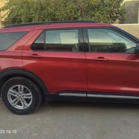 فورد اكسبلور 22 تو ويل 4 سلندر xlt رقم بغداد الانكليزي للبيع . داخل جل...