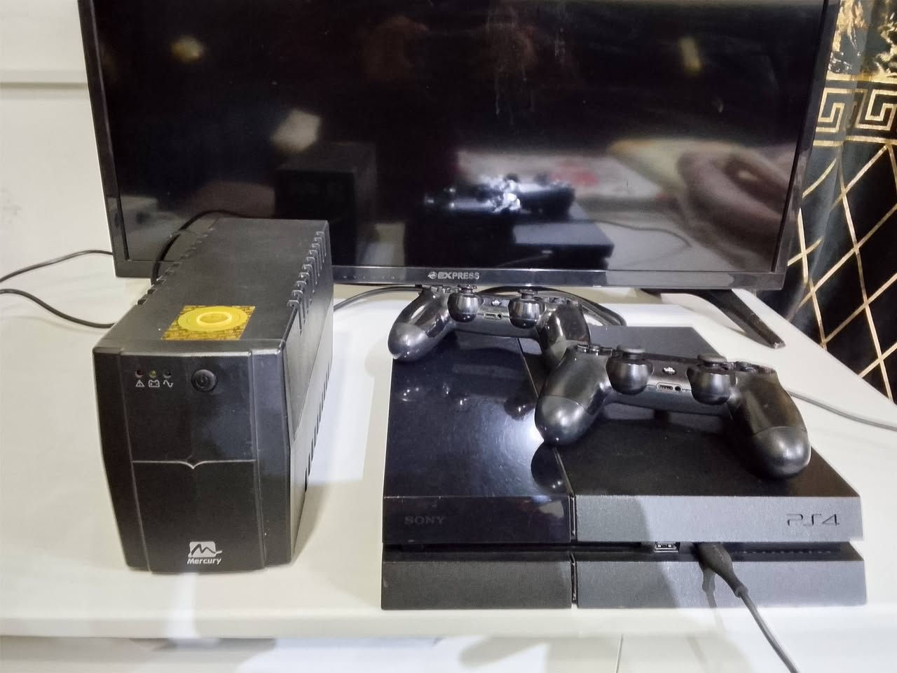 بلي 1تيرا سلم مفتوح فقط تنضيف وبي قرصين ما عده الألعاب اللي جهاز ويدات اثنين وبي يوبيئس السعر 275 وبي مجال


**إذا كنت صاحب هذا الإعلان وتريد حذفه لأي سبب، رجاءا أرسل رسالة إلى الدعم الفني**