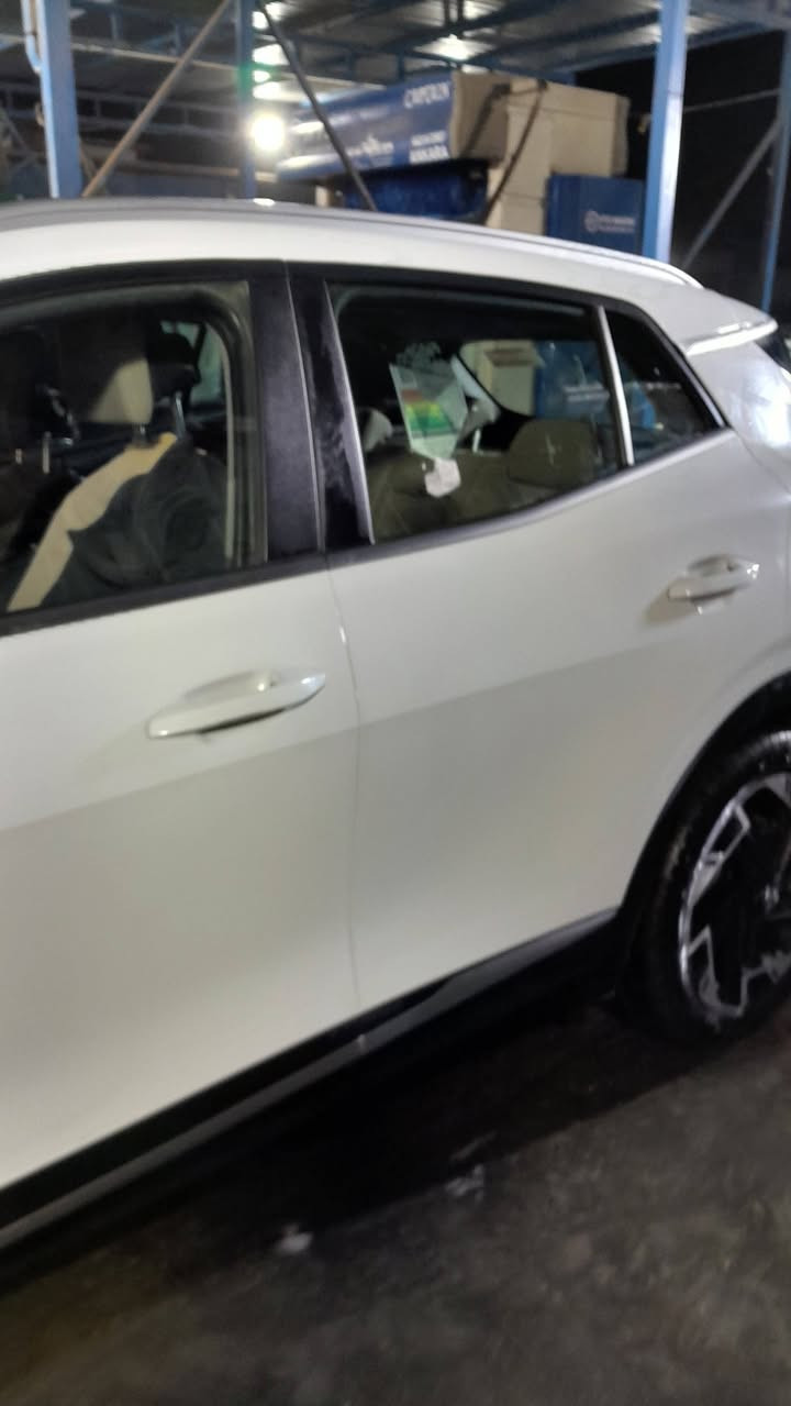 كيه سبورتج موديل ٢٠٢٢ خليجي
سويج ماشيه ٣٩ مكفوله مابيه اي ضرر 
رادارات كامره اوحساسات تحكم ستيرن السعر ٢٠٥ 
***********
