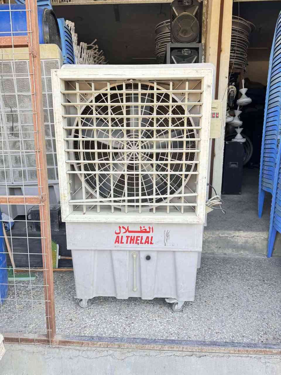 السلام عليكم
مبردات عدد 4 نضافه 90/100 استخدام موسم واحد  نقصهن بس حلفات مكاني الزعفرانه ***********
