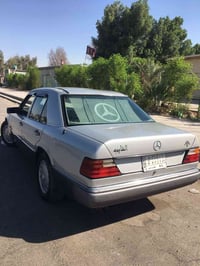 اخوان هذي السياره اللبيع يتصل على هذا رقم ‏‪07834474838‬‏